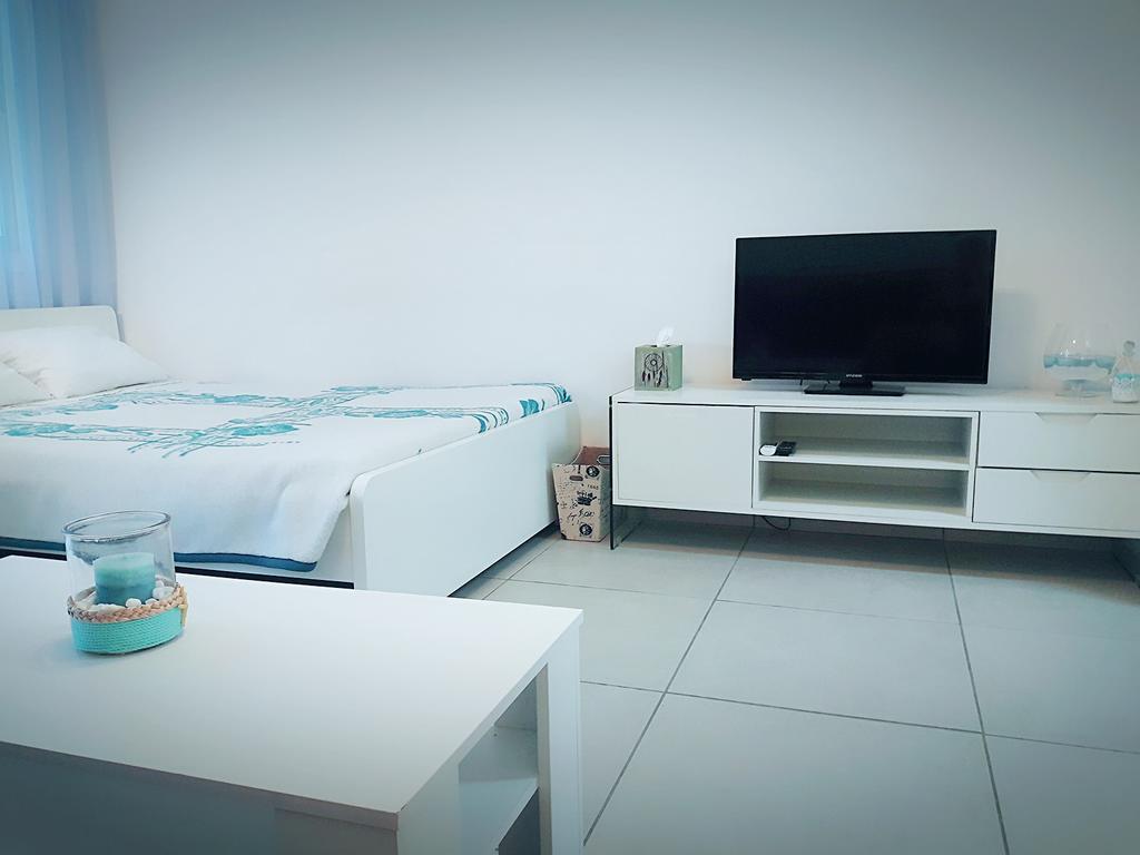 Billis Apartment *