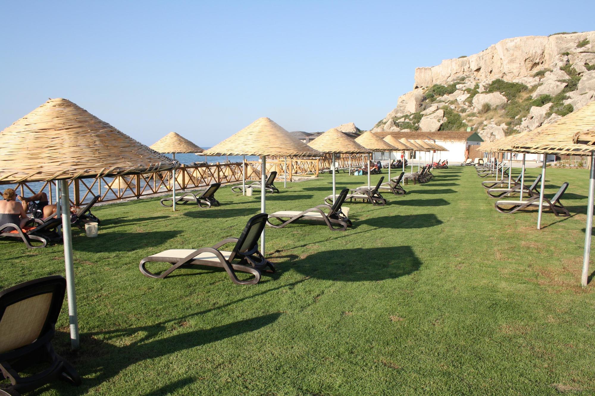 Korineum Golf & 4*