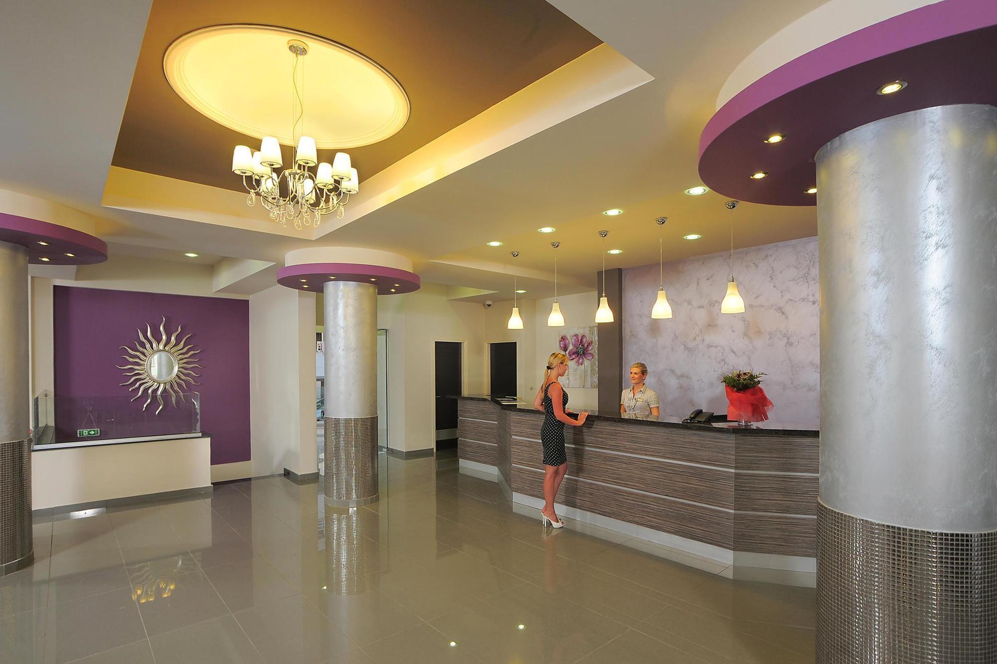 Aparthotel Euronapa