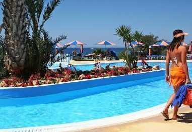 Corallia Aparthotel