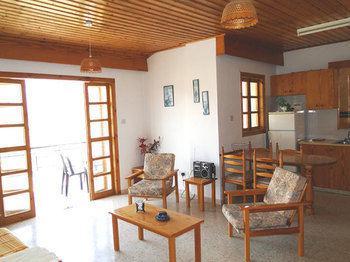 Ampelokipi Holiday Aparthotel 2*