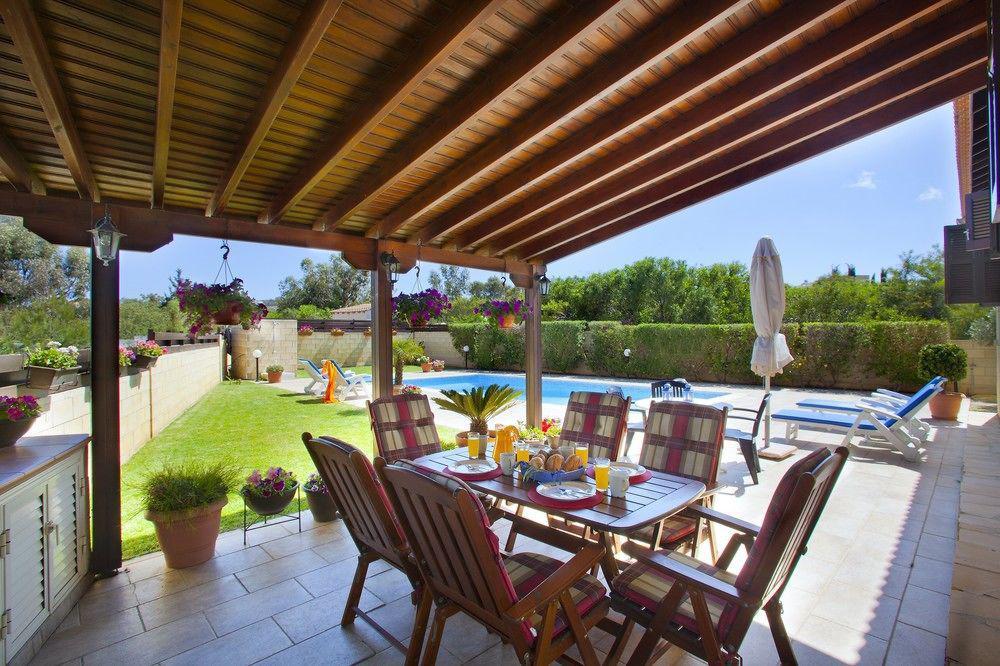 Eleonora Villa