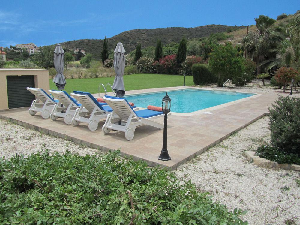 Perigiali Villa