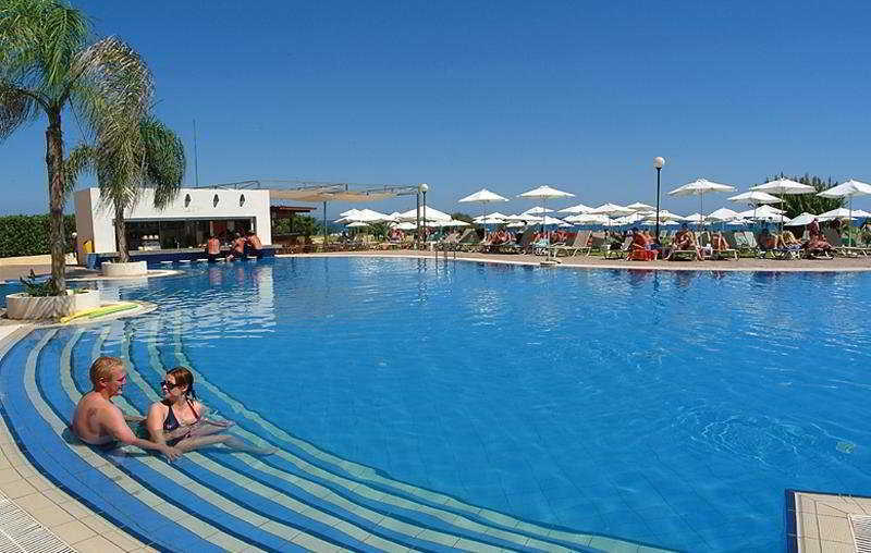 Sentido Kouzalis Protaras