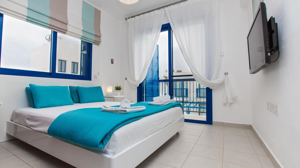 Oceanview 206 Villa Pernera