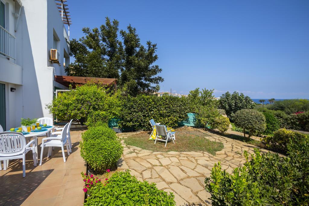 Protaras Beachfront Sirina Lina Apartment Paralimni