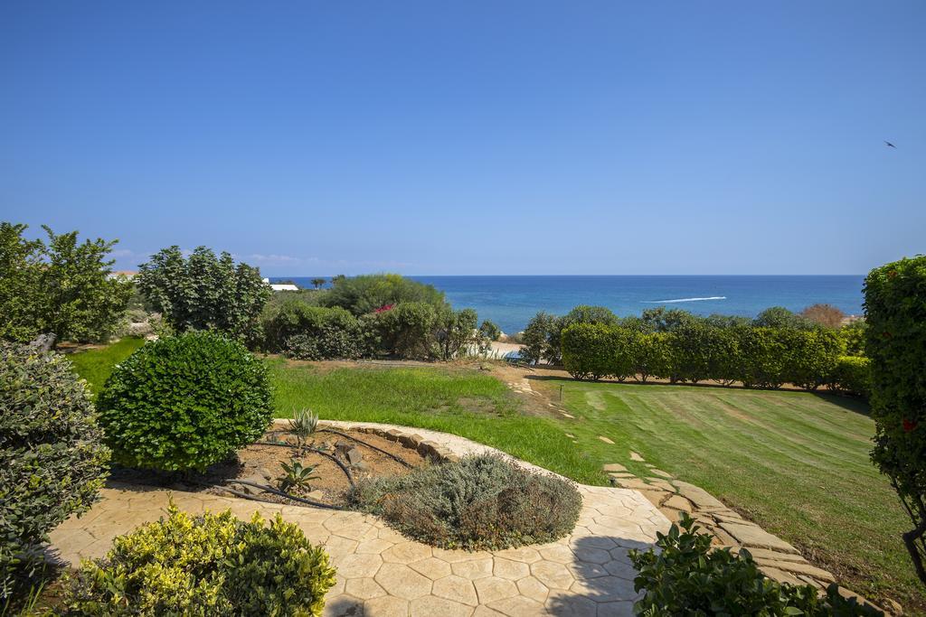 Protaras Beachfront Sirina Lina Apartment