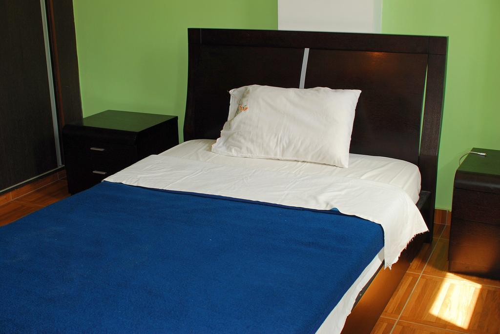 Venetia Beach House *