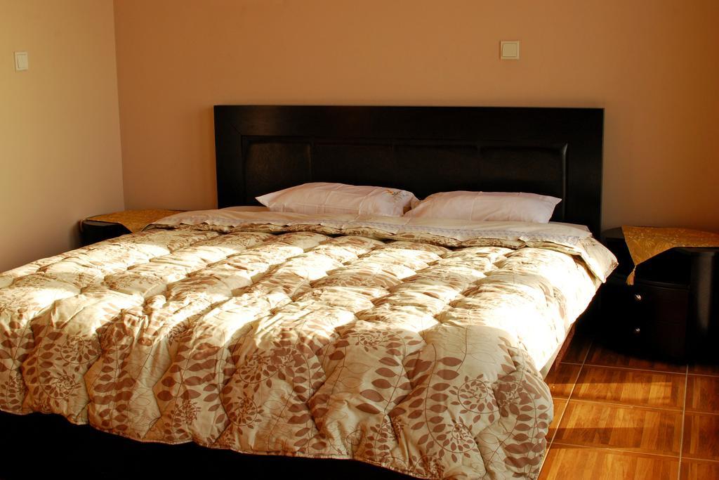 Venetia Beach House * Pomos