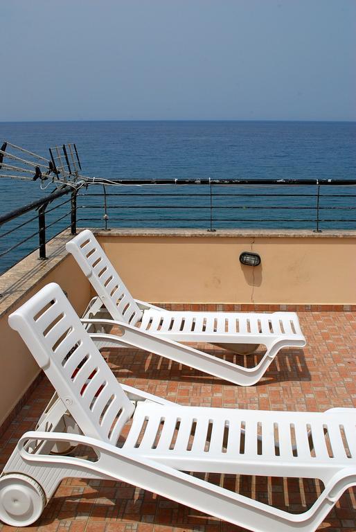 Venetia Beach House *