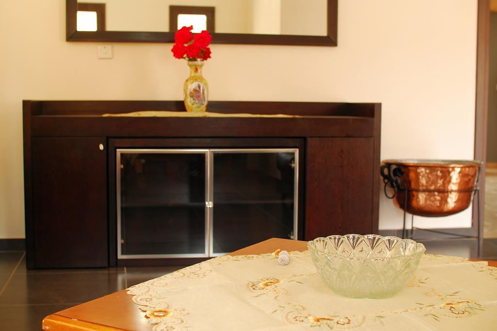 Venetia Beach House * Pomos