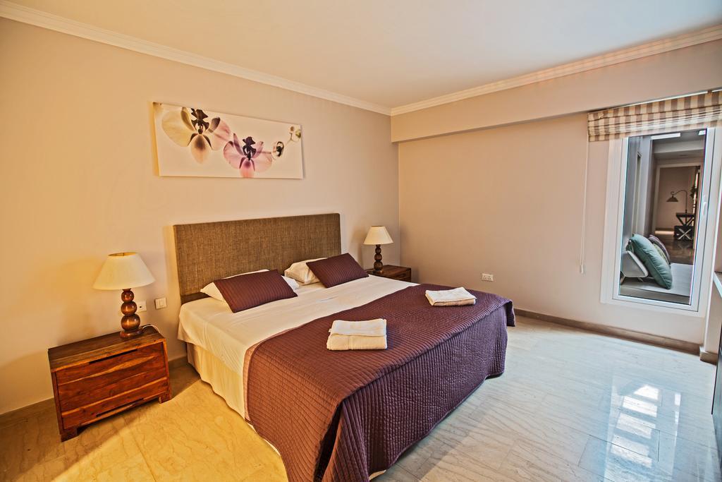 Leana Front Line Villa Protaras