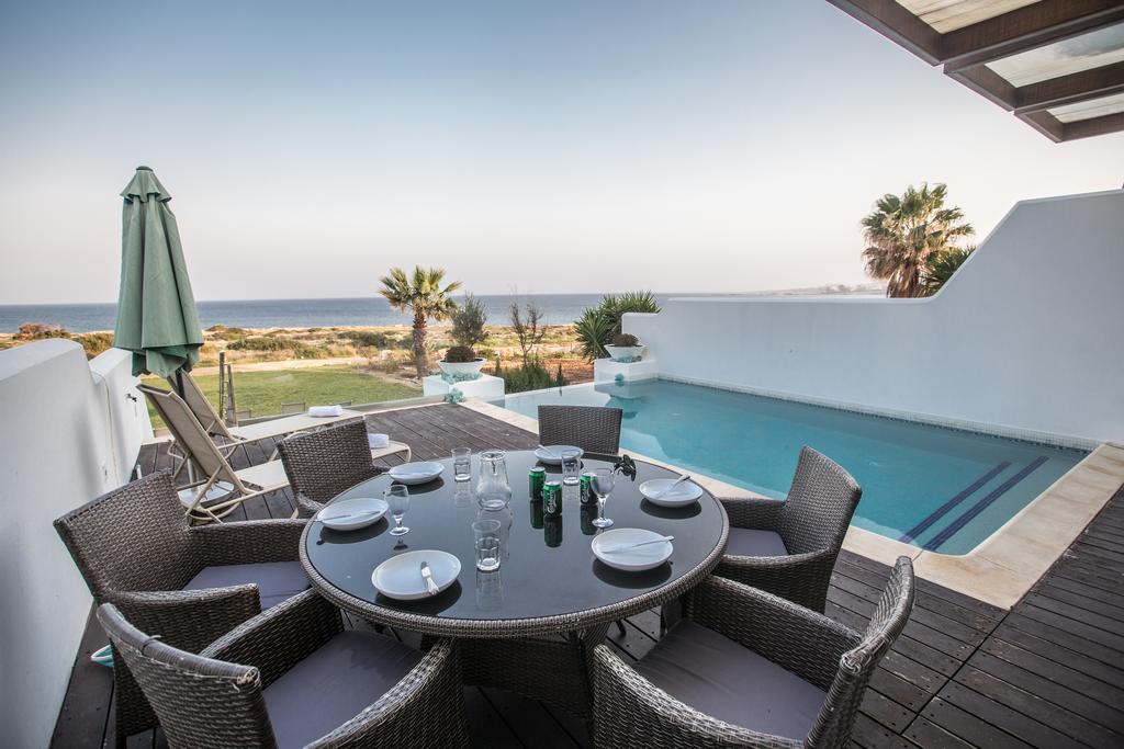 Leana Front Line Protaras
