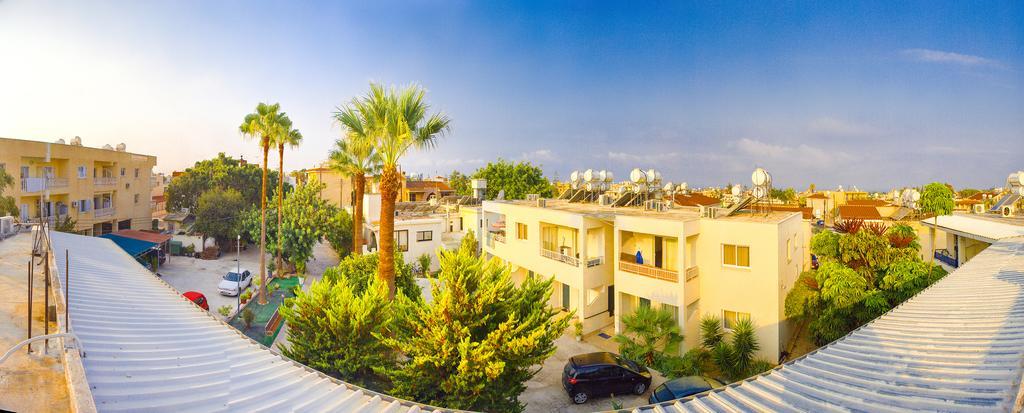 Aparthotel Zoe's Court Klorakas