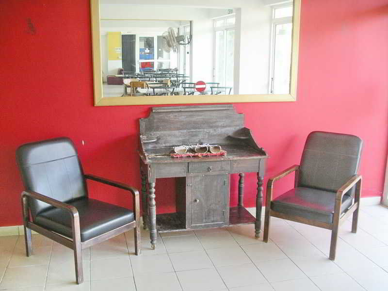 Renos Aparthotel 2*
