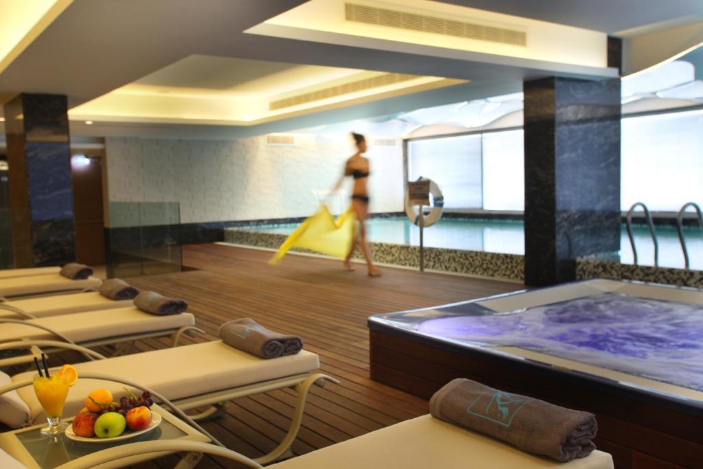Aparthotel Olympic Deluxe 5*