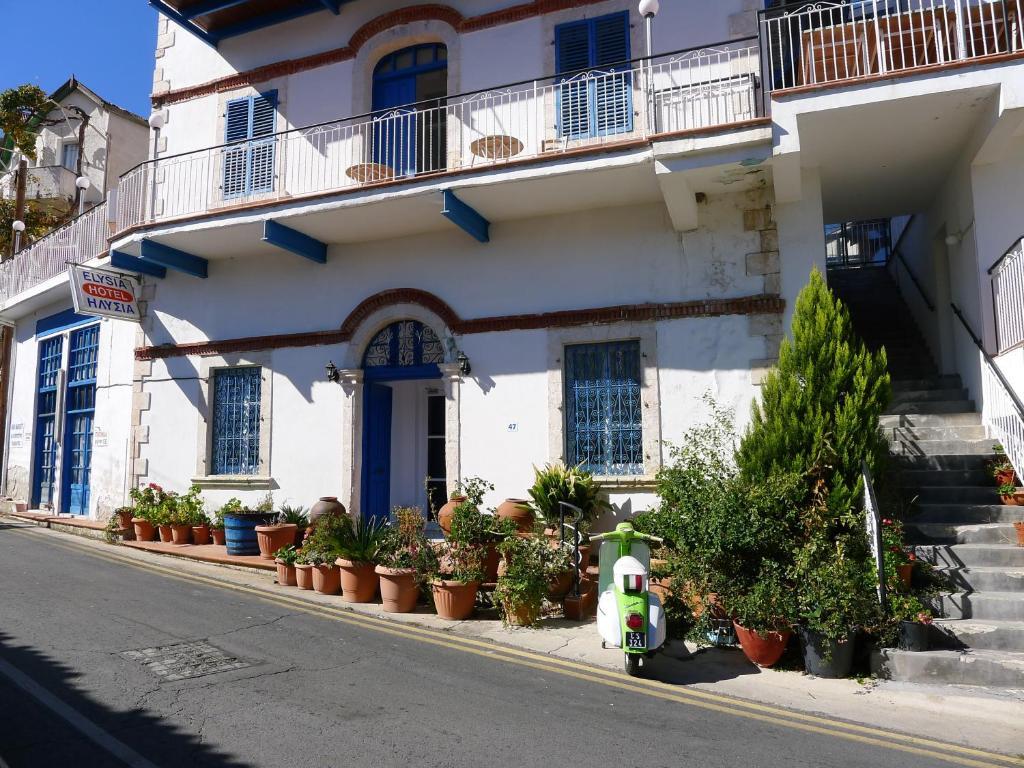 Elyssia Hotel 2*