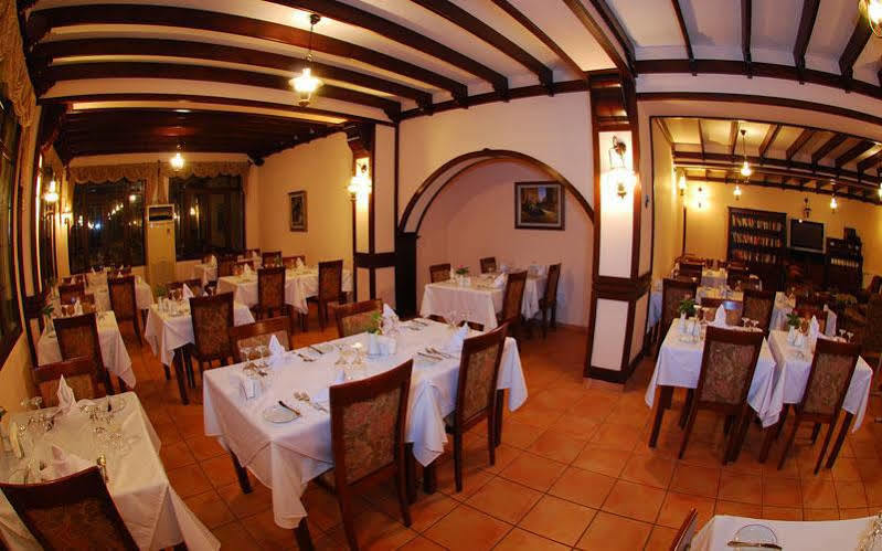 Bellapais Monastery Village Hotel