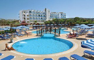 Polycarpia Hotel