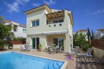 Alkioni 28 * Paralimni