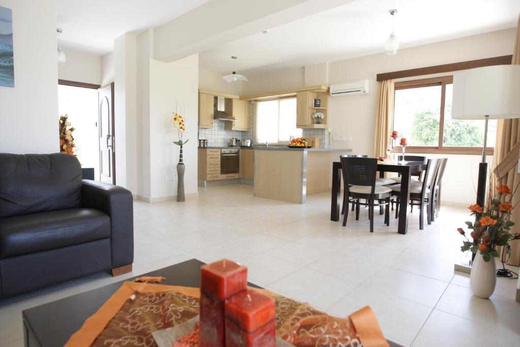 Pousada Holidays Villas Pissouri