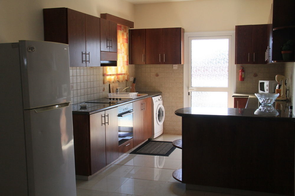 Maricosta Villas Pernera