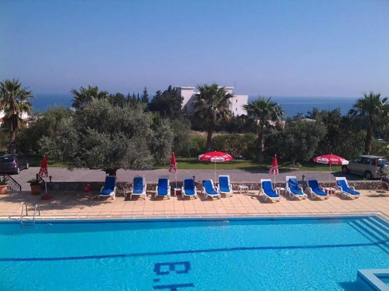 Hotel Bare Hill Village Elea