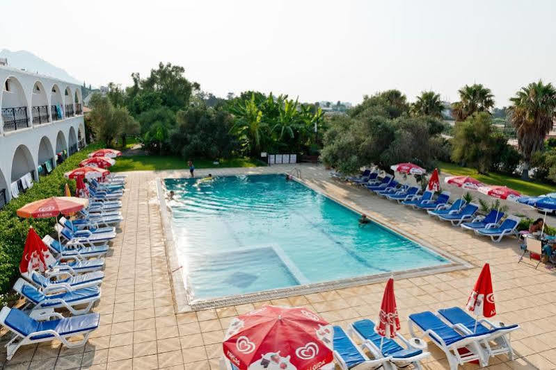 Hotel Bare Hill Village Elea