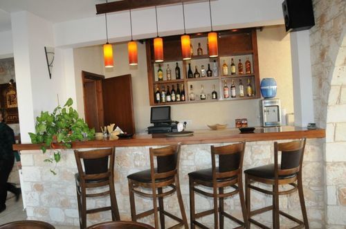 Hotel Palates Dhrousha