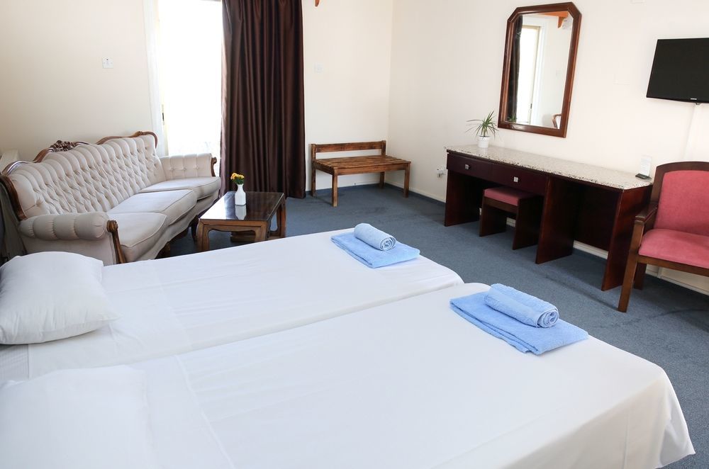 Aparthotel Antonis G.