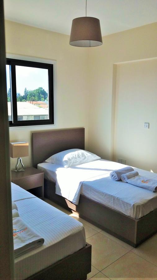 202 Mandritis Court Appartement *
