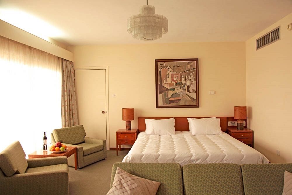 Hotel Poseidonia 4*