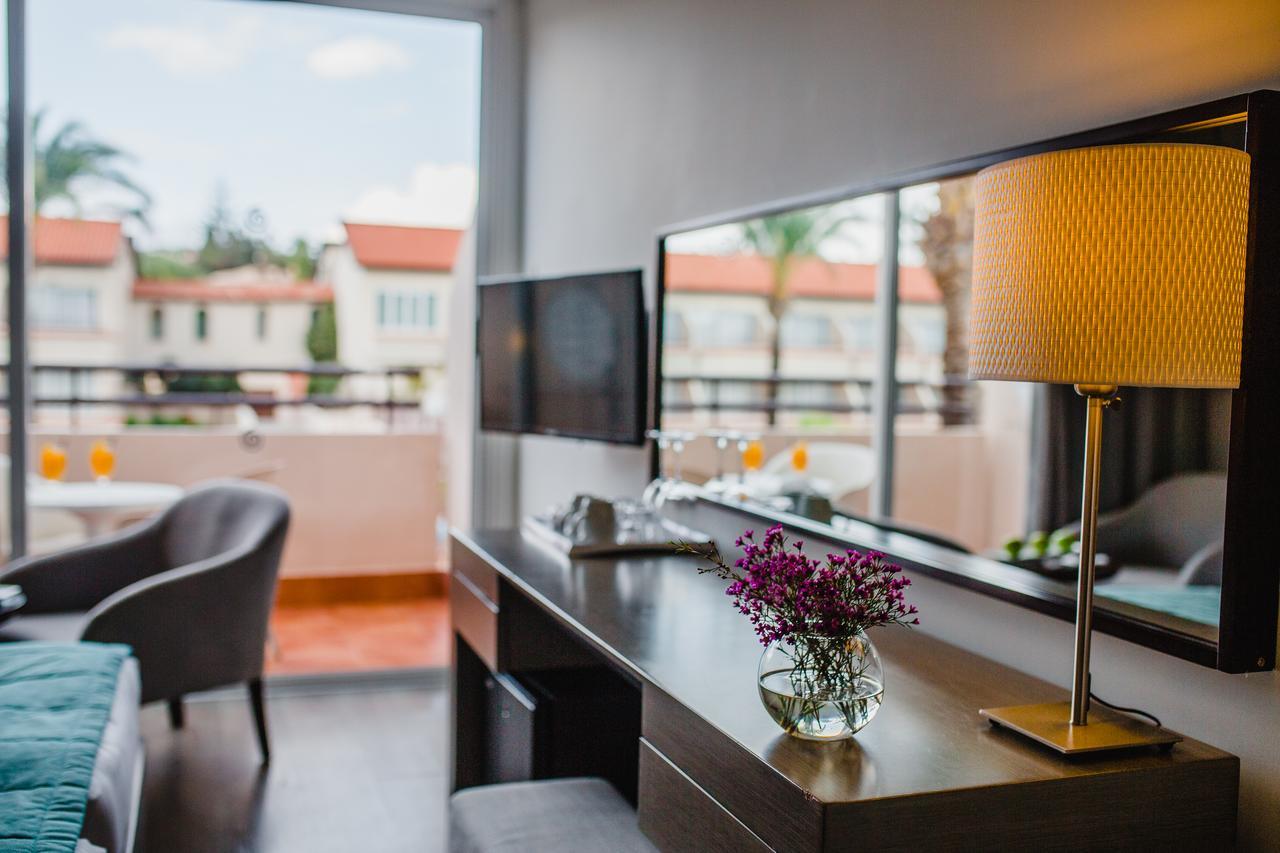 Napa Plaza (adults Only) Hotel