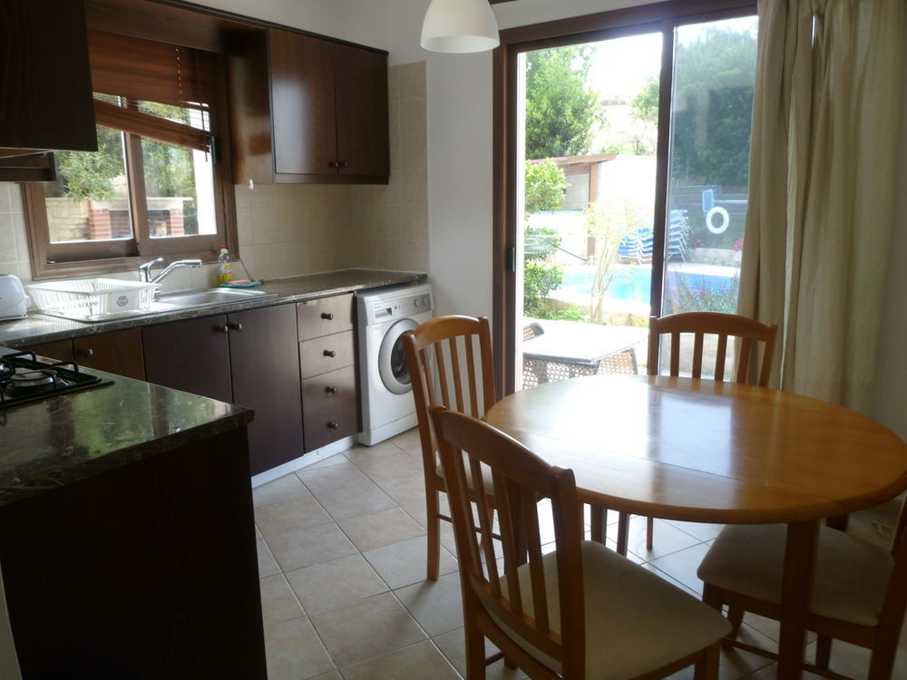 Avra Family Maisonettes Apartment *