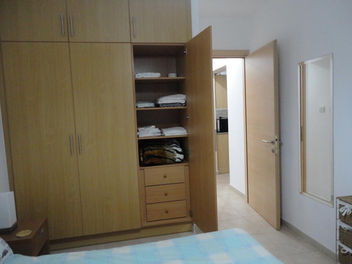 Yiasemi Court Apartments Apartment *