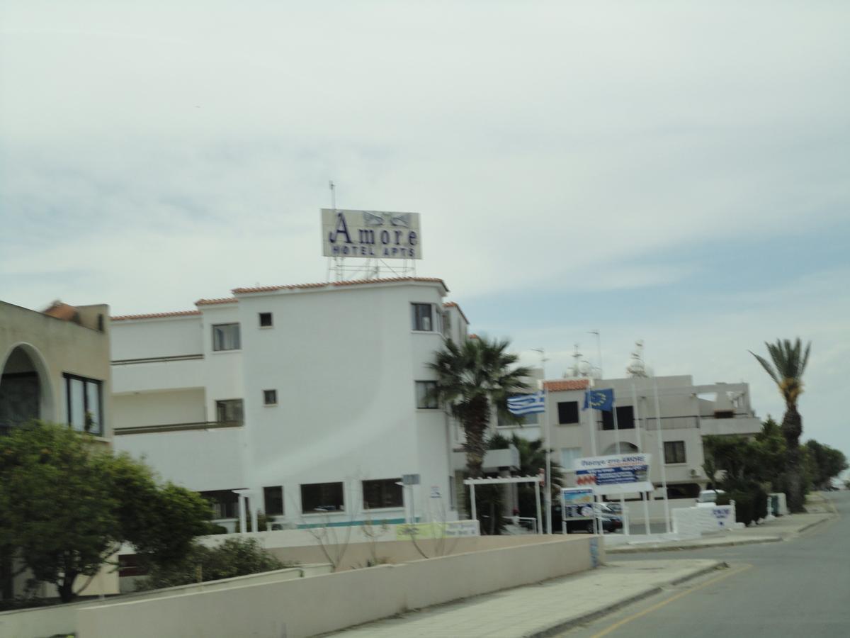 Yiasemi Court Apartments