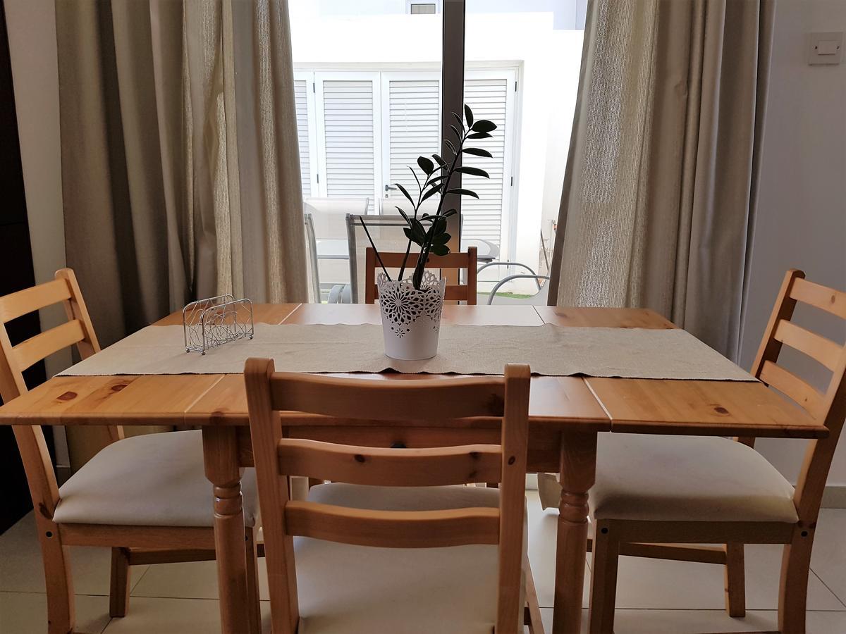 Colonial Beach Villa 16 & 15 *