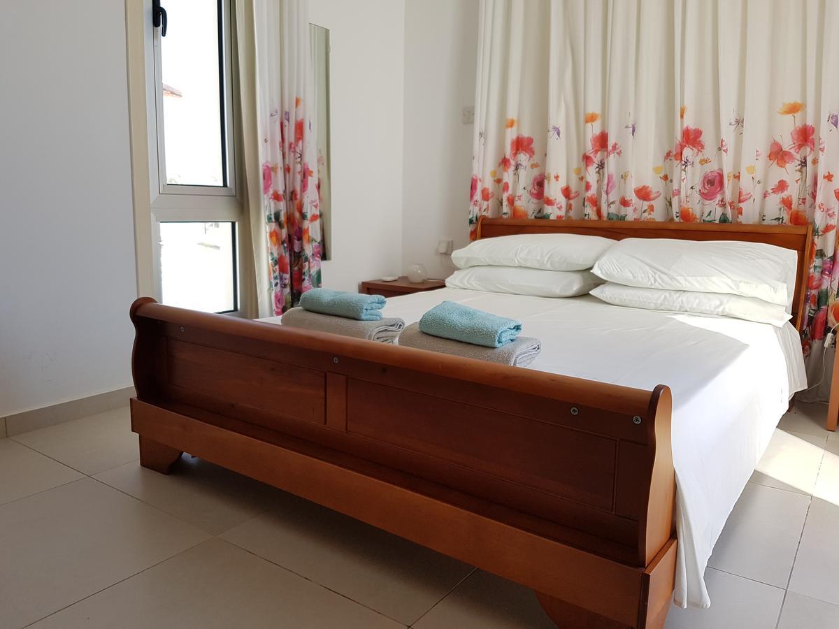 Colonial Beach Villa 16 & 15 Villa