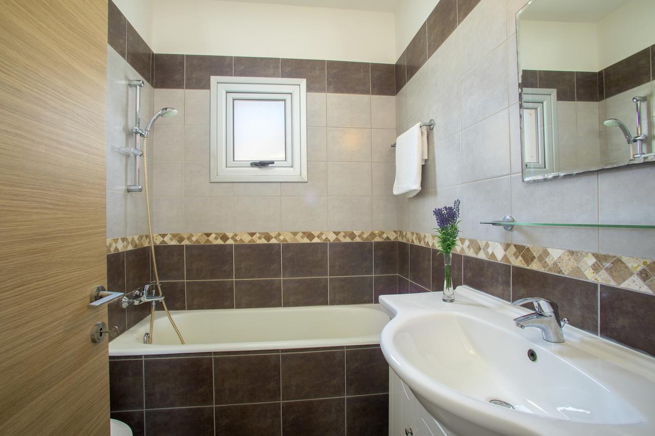 Villa Posidonas 9