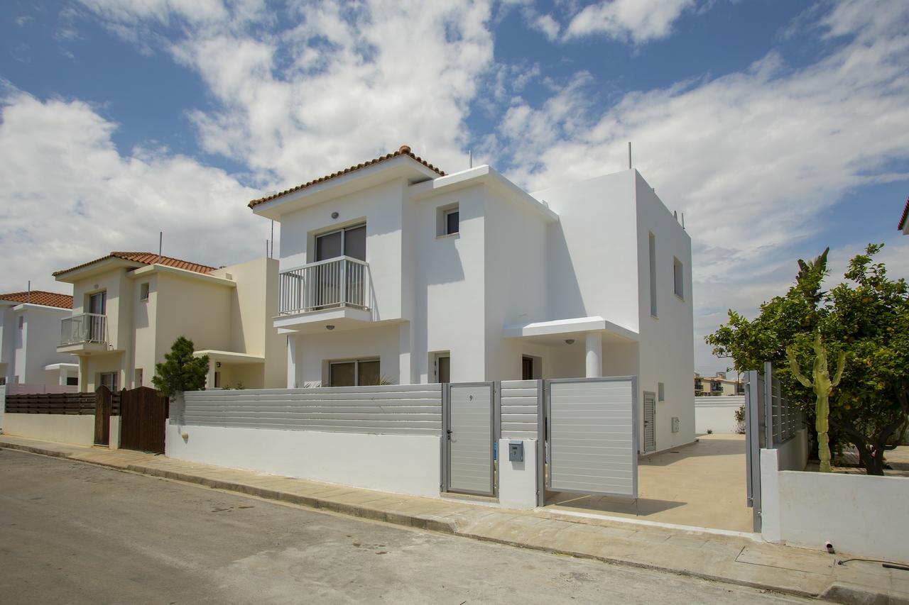 Posidonas 9 Villa Pernera