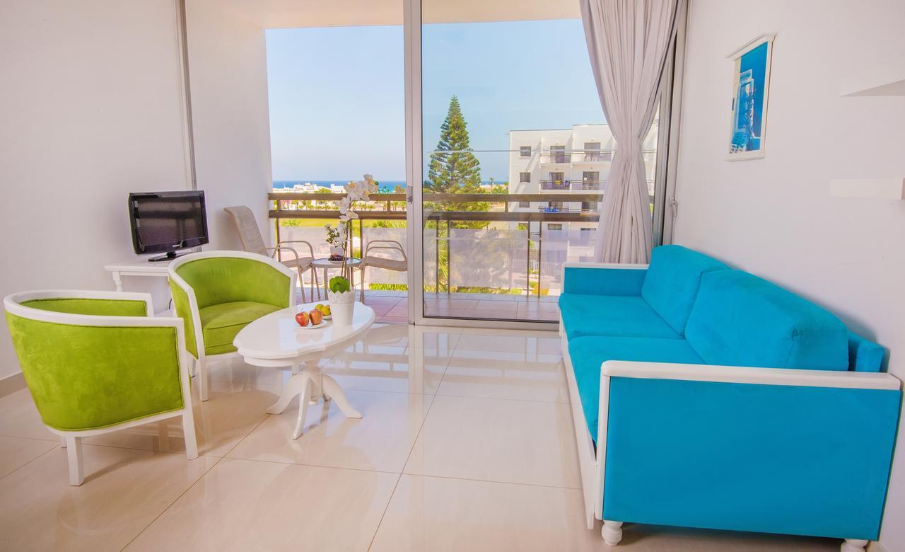 Marlita Aparthotel 3*