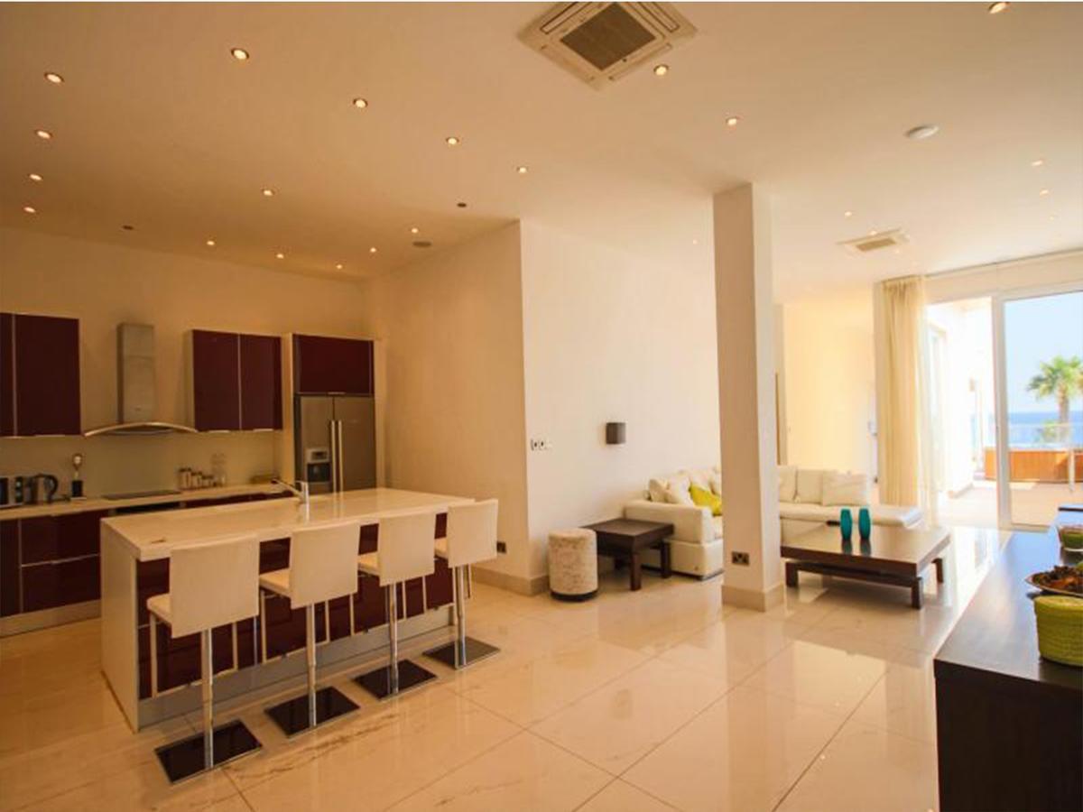 Pallinion Beachfront Apartment