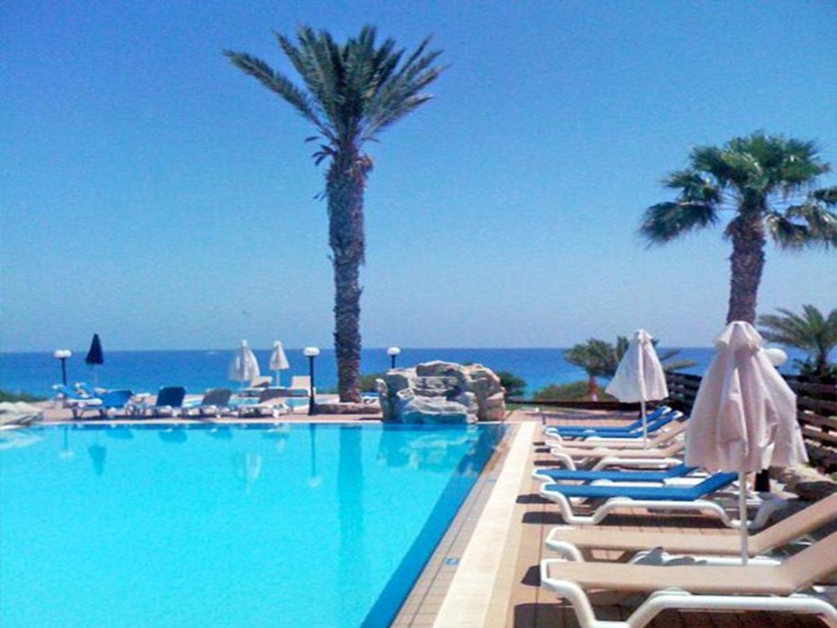 Pallinion Beachfront Apartment Protaras