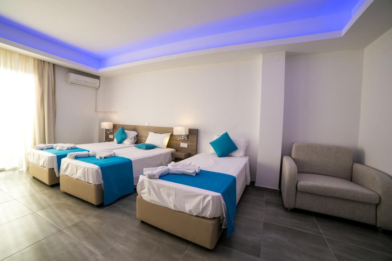 Flora Maria Hotel Aparthotel 3*