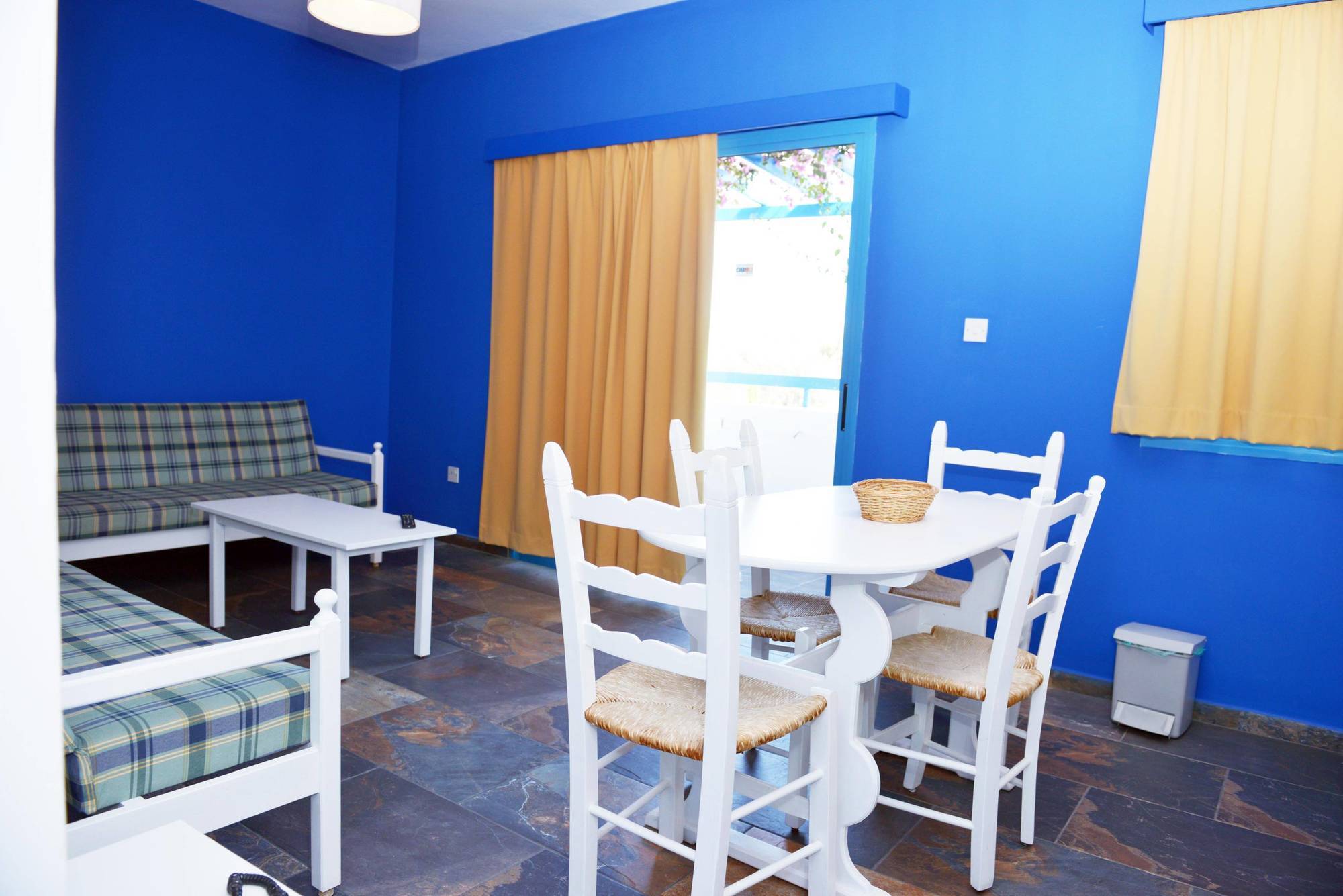 Tasmaria Aparthotel 3*