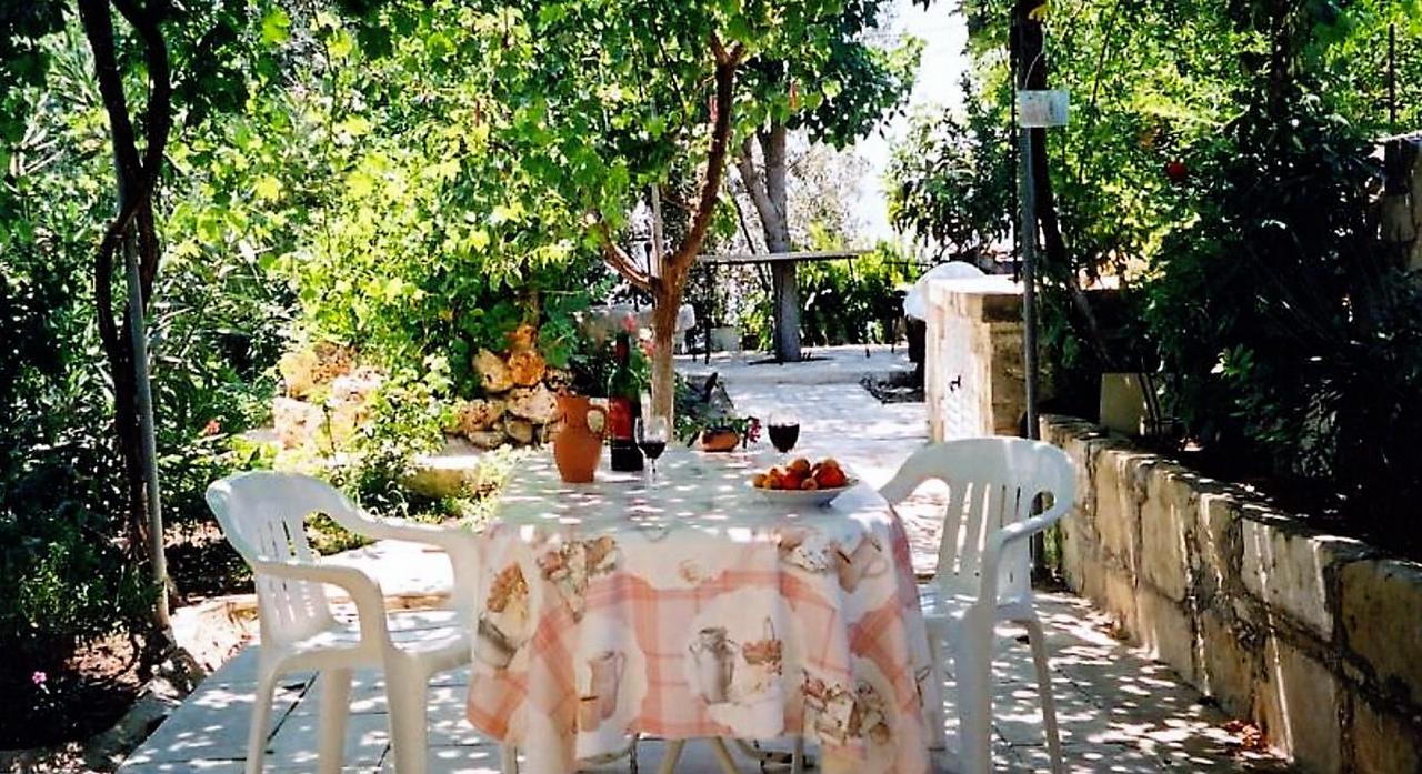 Rose Garden Peristerona (Paphos)
