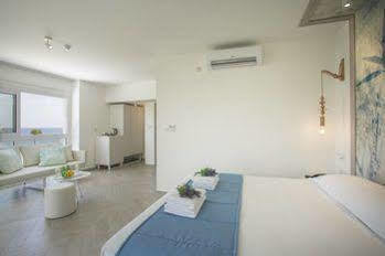 Hotel Infinity Blu - Designed For Adults By Louis Protaras