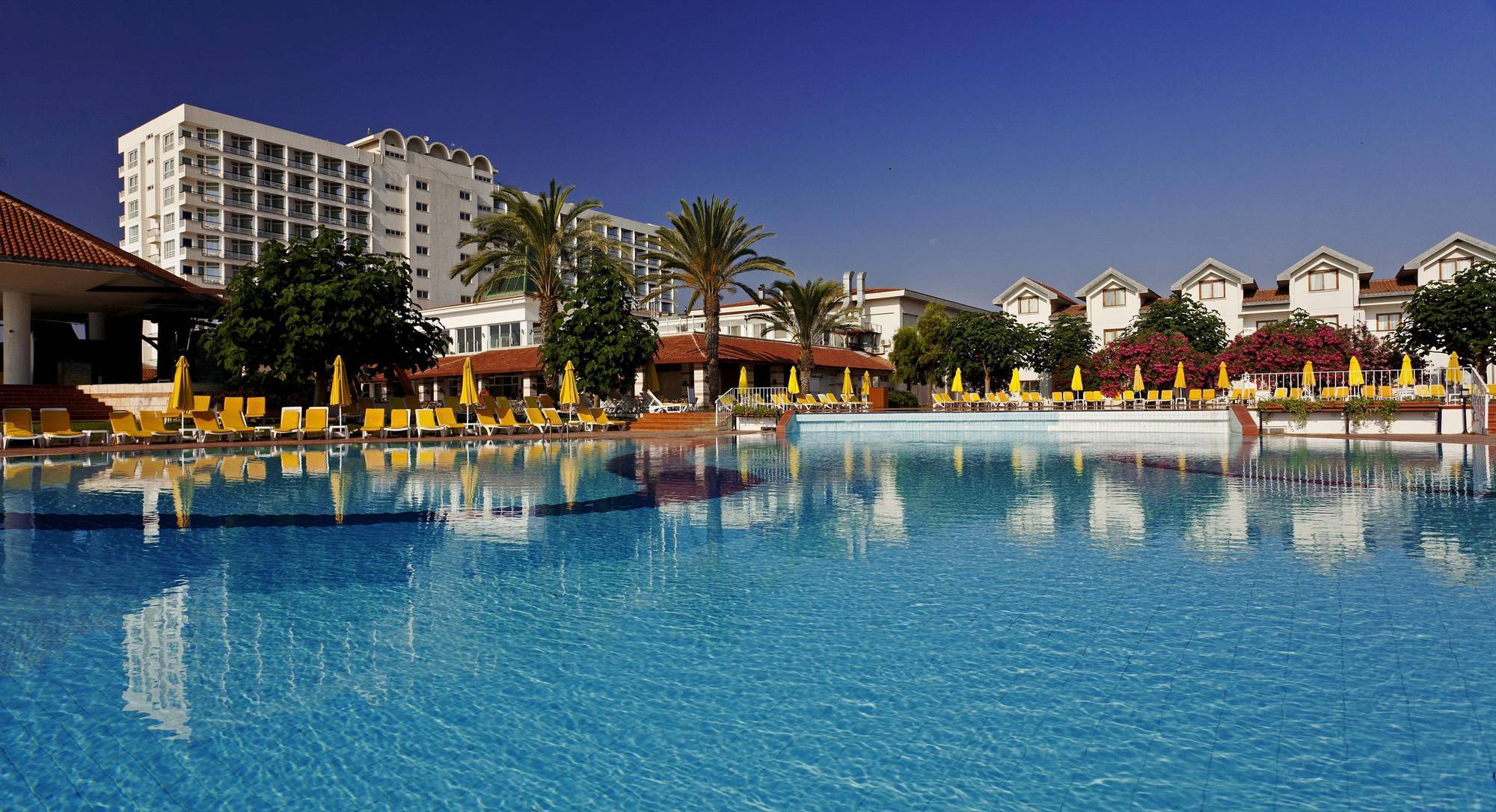 Salamis Bay Conti Agios Sergios
