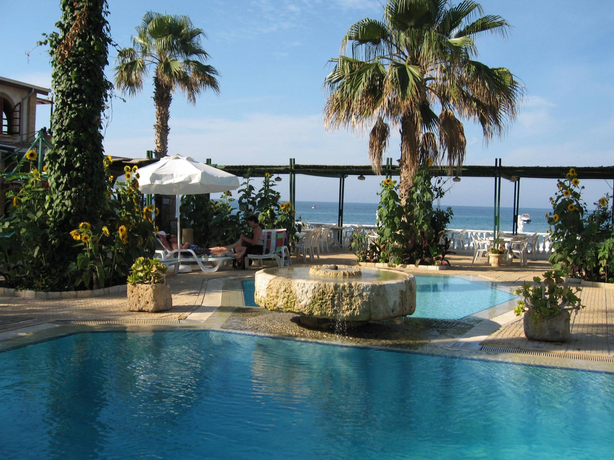 Topset 3* Agios Georgios (Kyrenia)