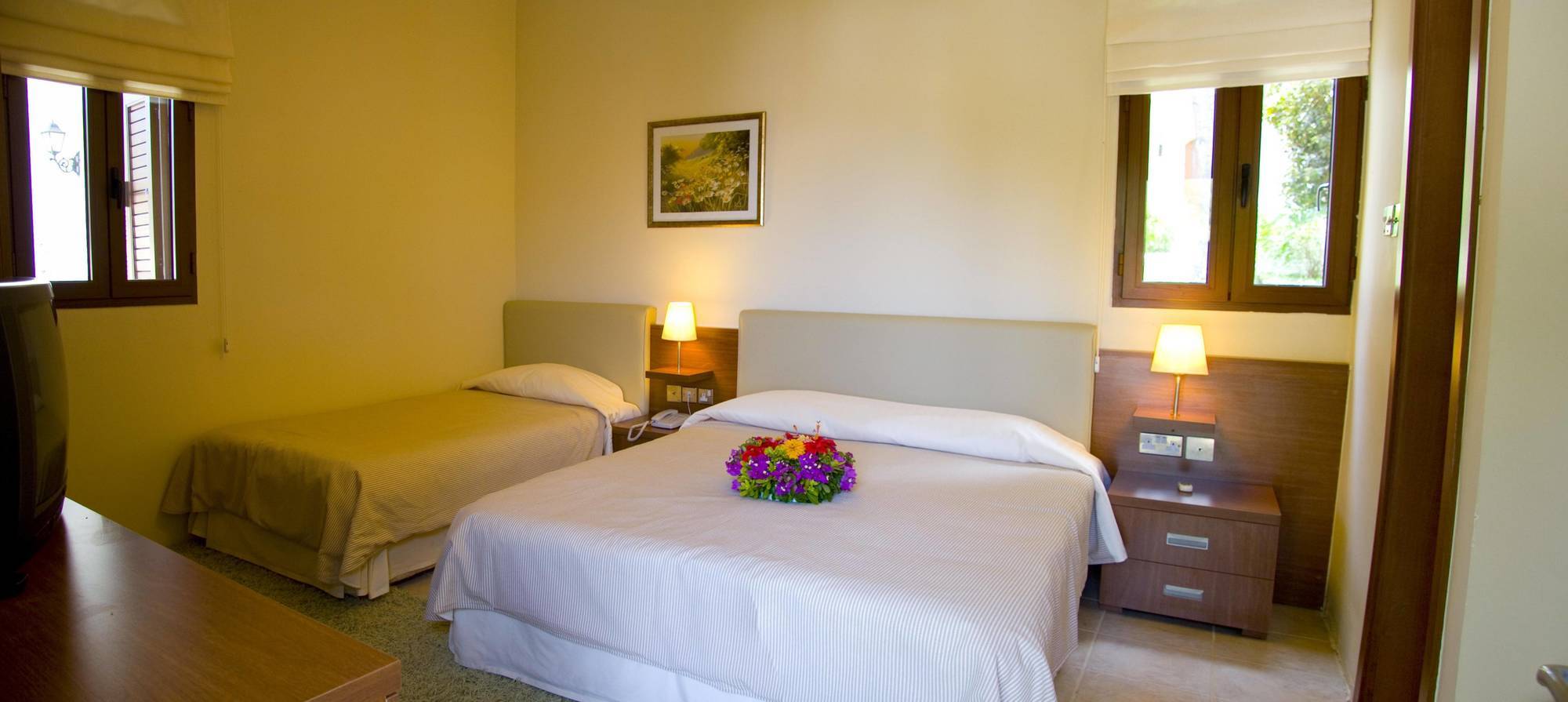 Acapulco Convention Hotel Agios Epiktitos